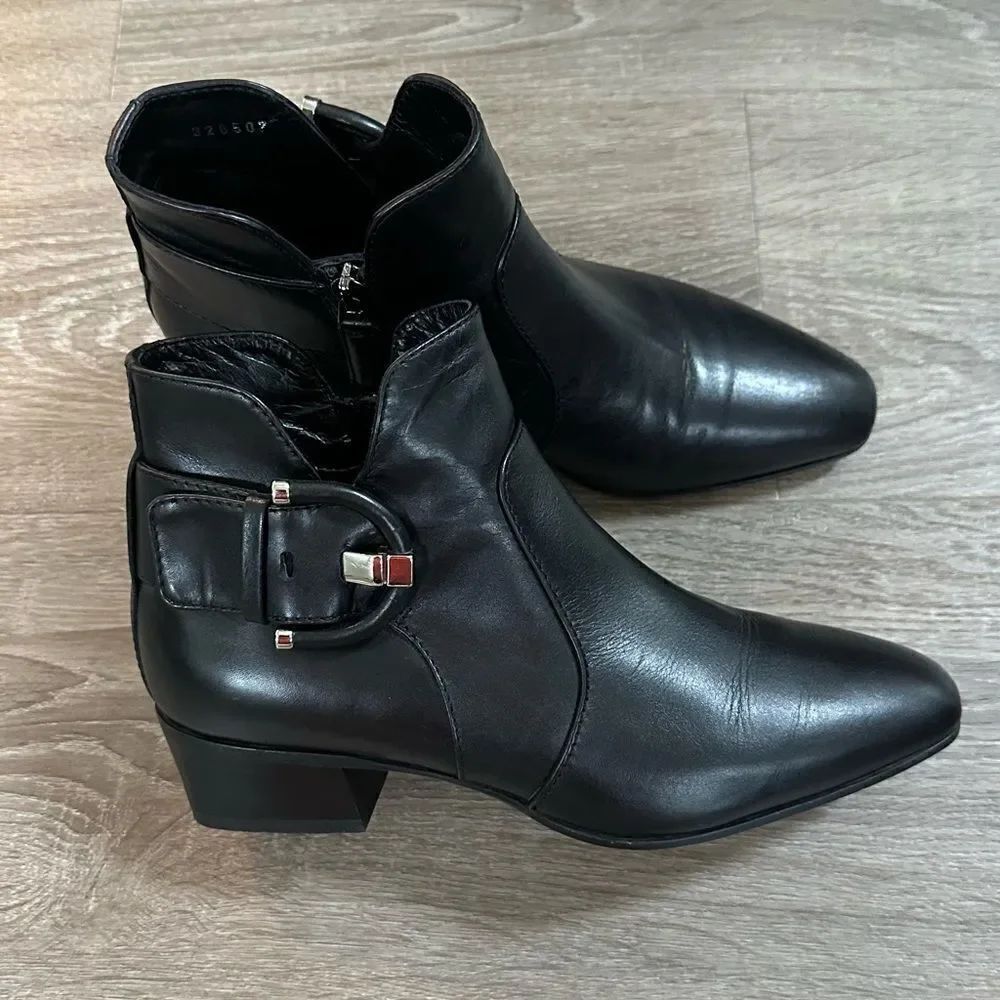 Aquatalia Black Leather Buckle Ankle Boot Size 7